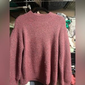 Evereve Dusty Rose Crew Neck Sweater